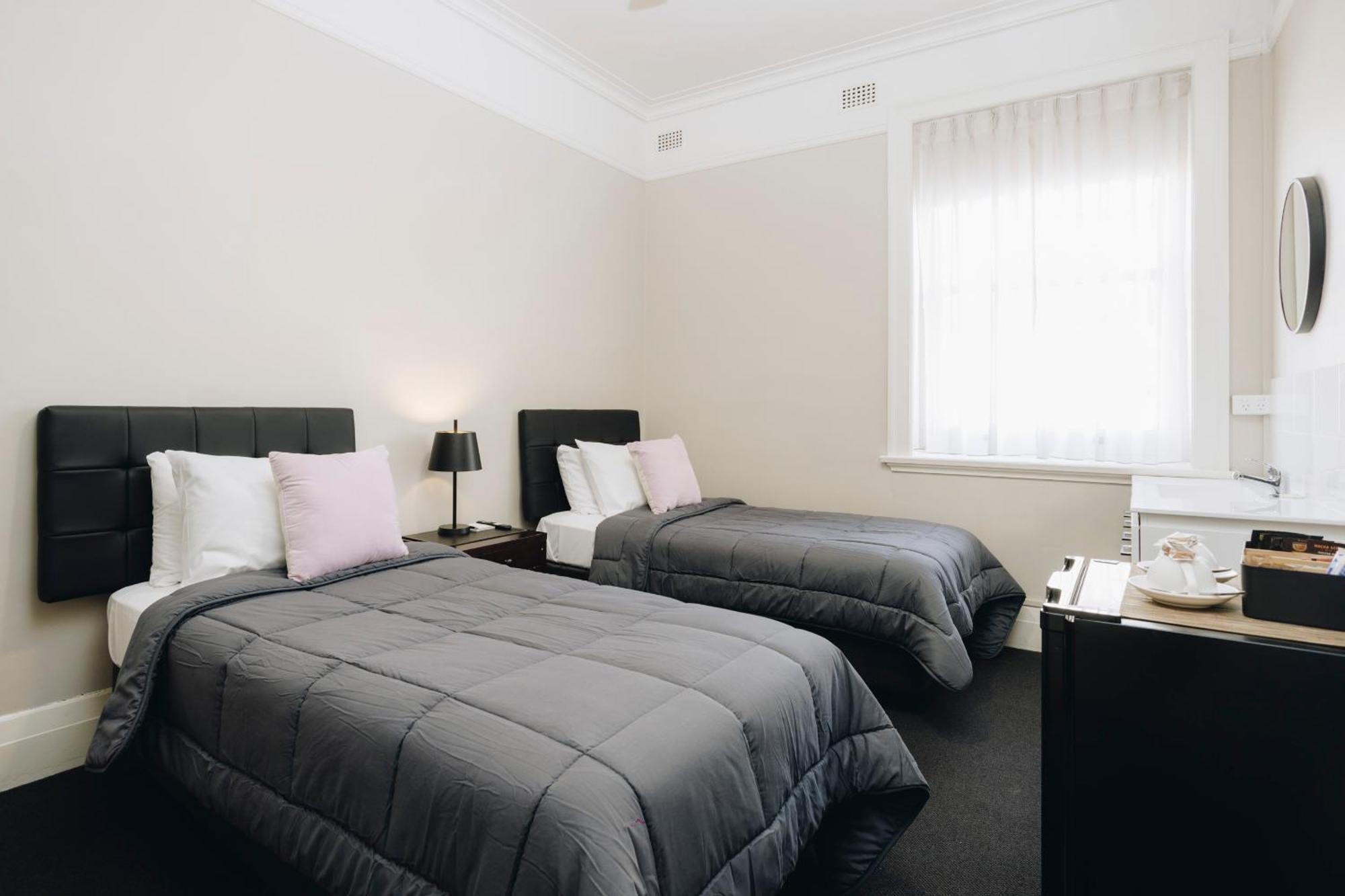 Hotel Госфорд Екстериор снимка