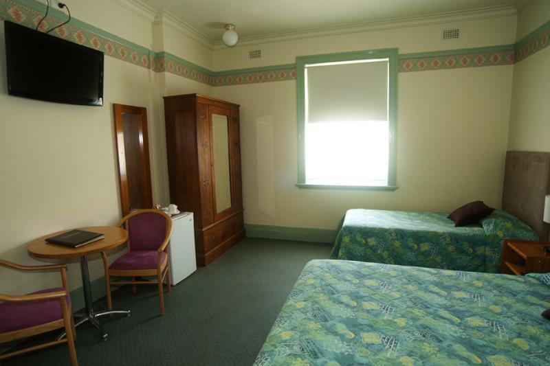 Hotel Госфорд Екстериор снимка